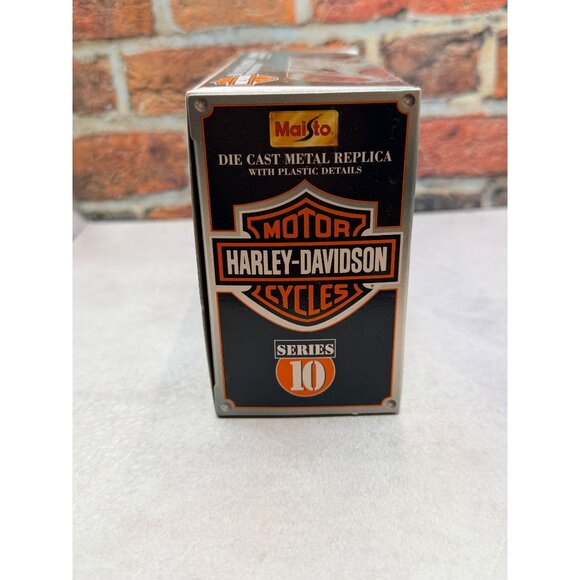 Maisto Harley-Davidson 1:18 Die Cast Metal Replica Motorcycle Series 10 - Picture 2 of 3